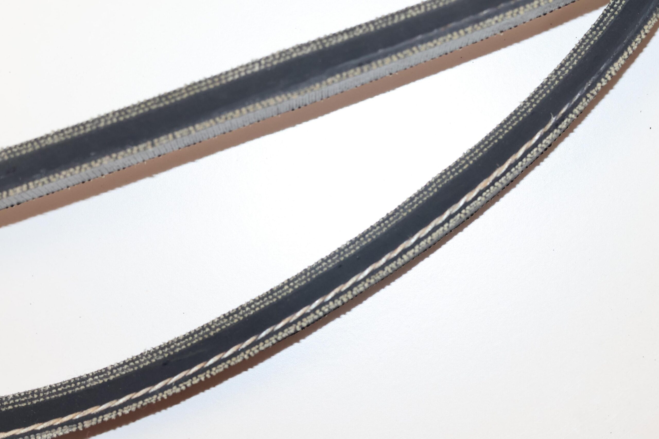 Ремень Cutting Belt 或 Ремень без обёртки